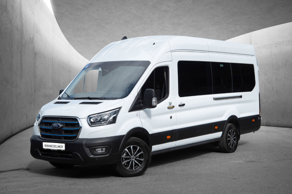 Minibuss  fleksibel transport for hverdag og profesjonelt bruk